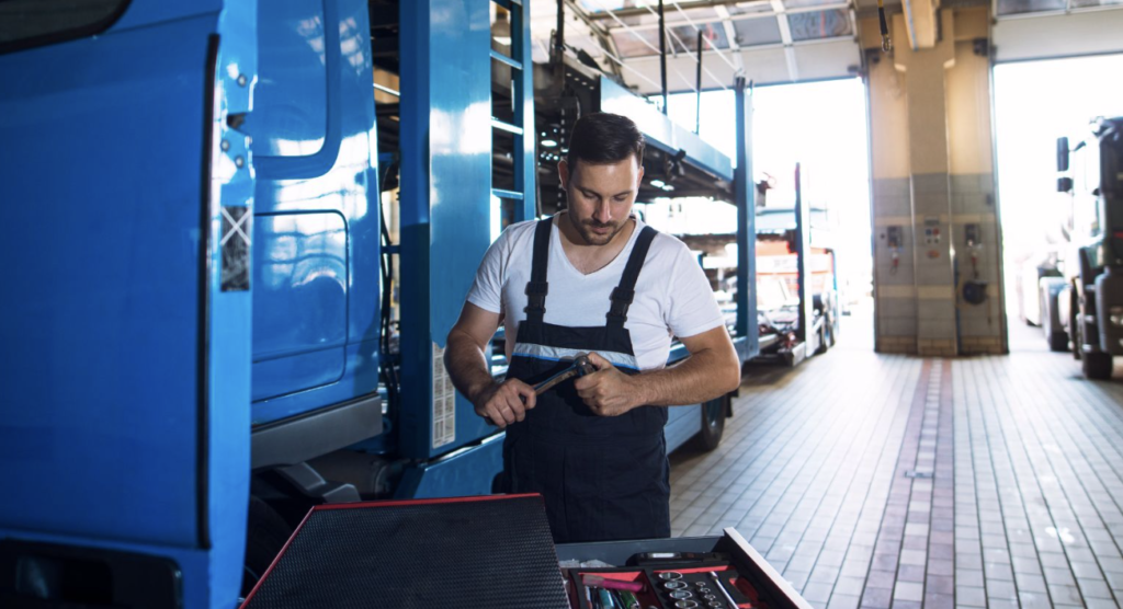 Fleet Management Tips for Managing Heavy Vehicles