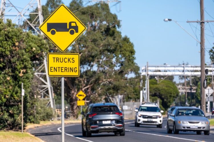 Melbourne Truck Bans, Williamstown Road Curfew